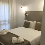 Casa Adelaide, Oasi Di Pace Con Vista Mare בית נופש אולביה